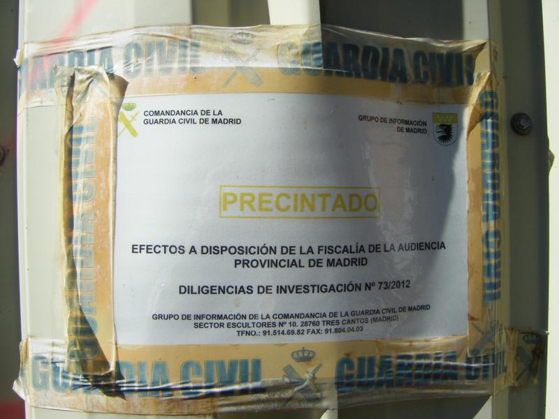 Foto 36.- Precinto colocado por la Guardia Civil en el cobertizo