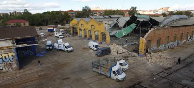 Foto 58.- Gran actividad de derribo de instalaciones y cargue de vehículos el 26 de octubre