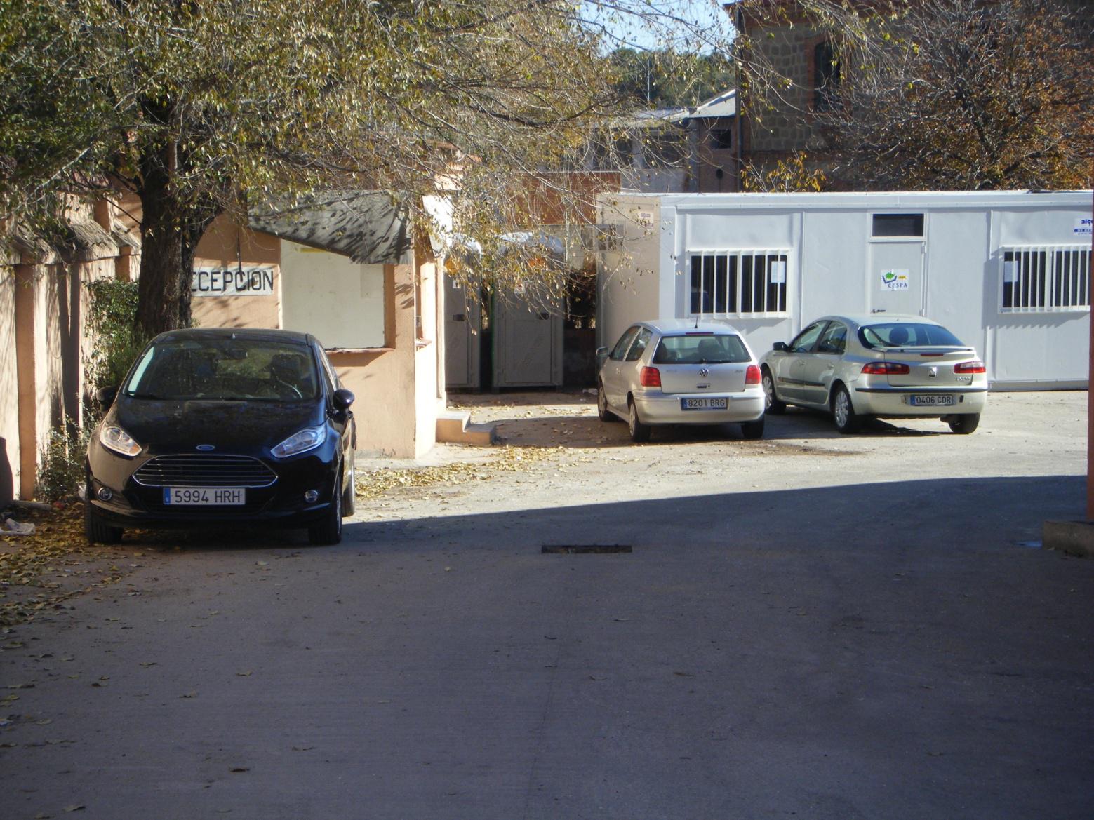 oto 74.- Interior del taller, junto a la entrada, el 4 de diciembre