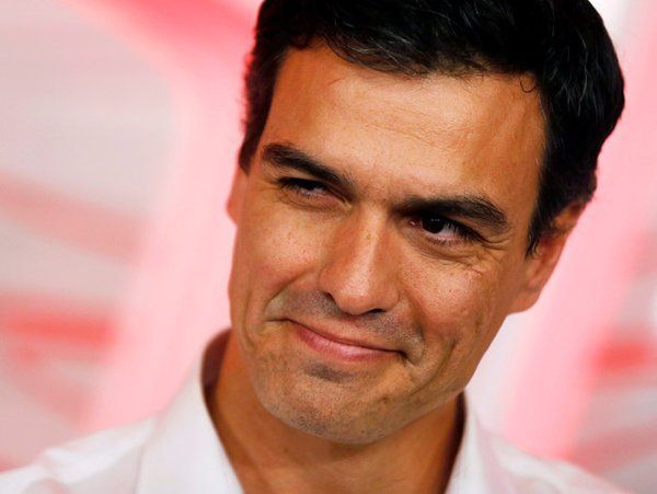 el tumbao qe tienen los guapos al caminar