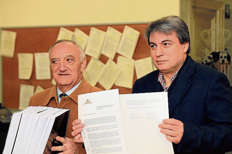 Policarpo Sánchez envía 24.000 firmas que exigen la devolución del Archivo
