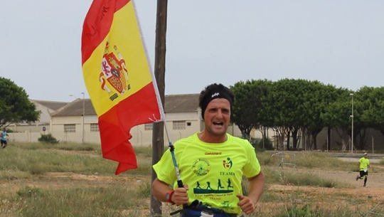 Agreden a un corredor de la Maratón de Pamplona por portar la bandera de España