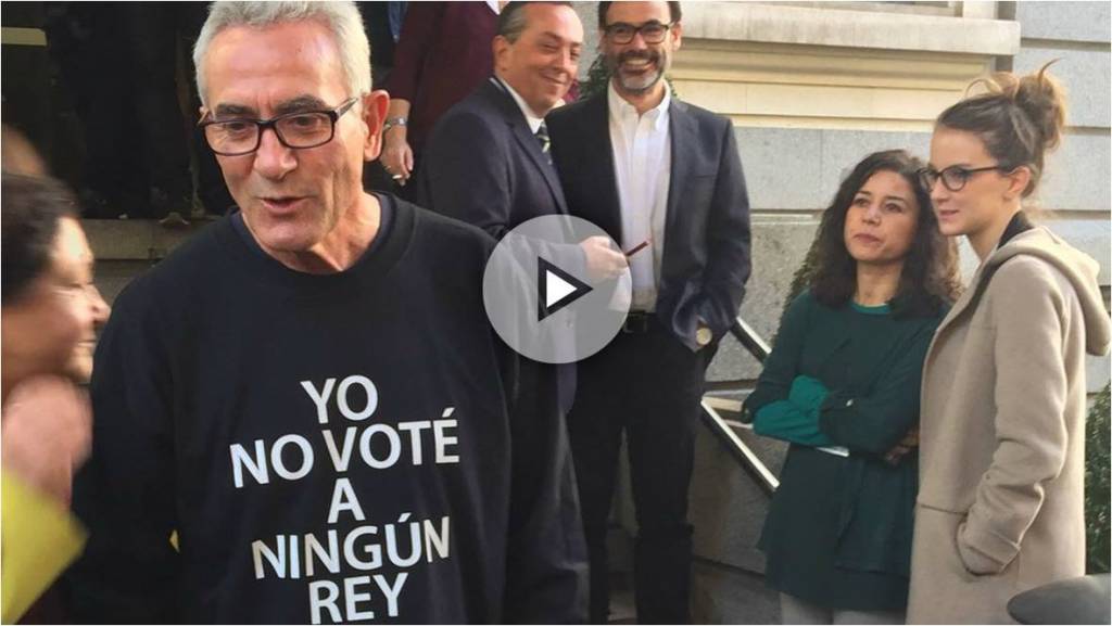 Creo que a él tampoco nadie le votó en su partido.