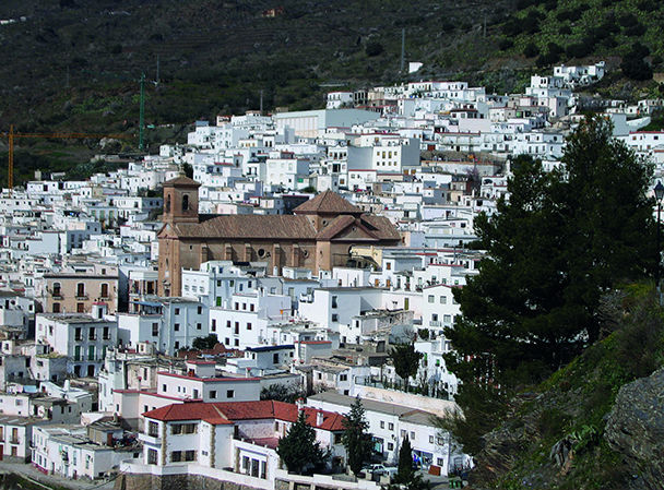 El pueblo de Ohanes, con 765 habitantes