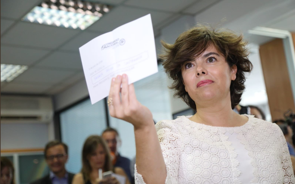 España y la podredumbre. Valencia y Andalucía se decantan por Soraya Saénz de Santamaría para liderar el Partido Popular