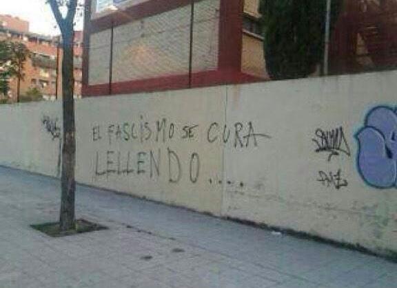 Estamos derivando a España hacia una sociedad enferma de pensamiento