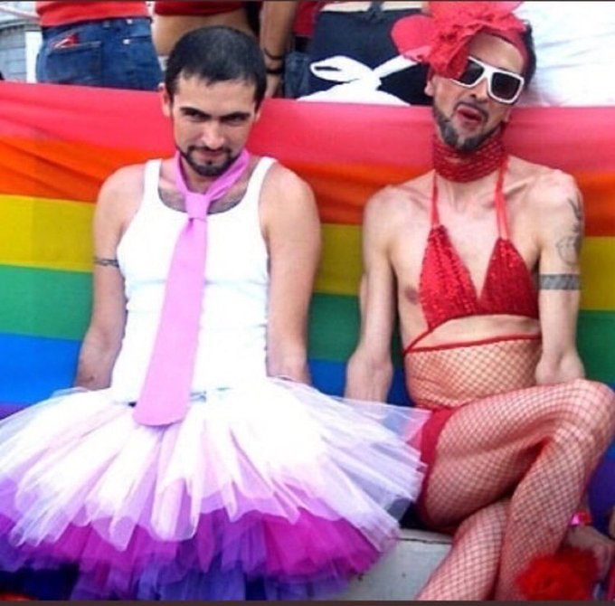 ¿ésto es orgullo gay?