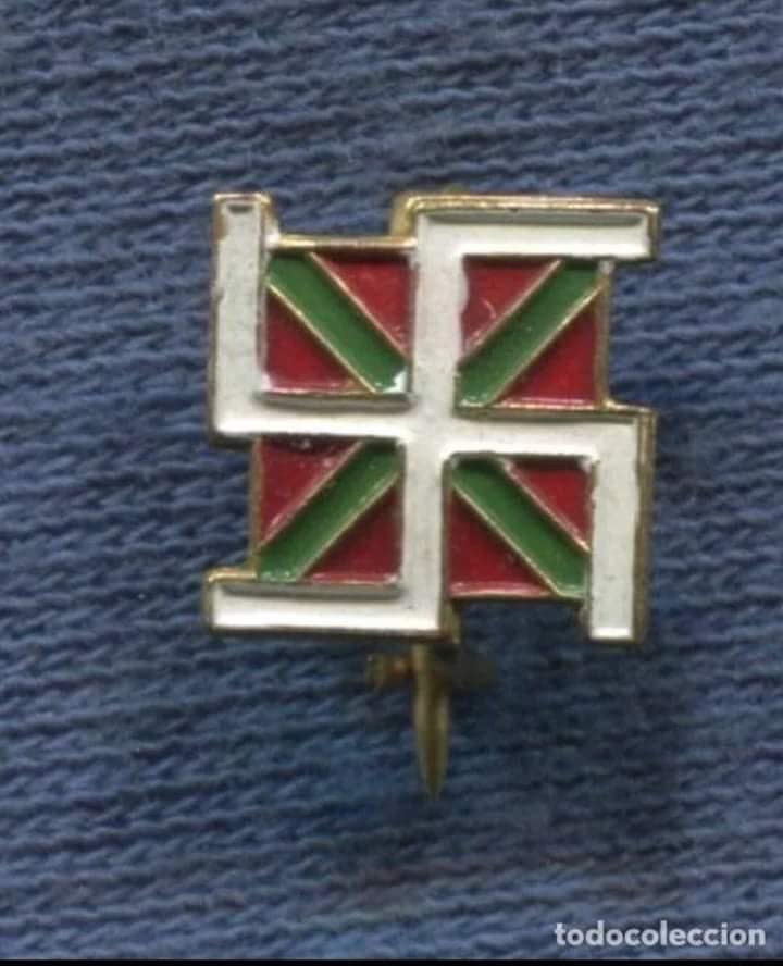 Insignia del PNV de la misma época