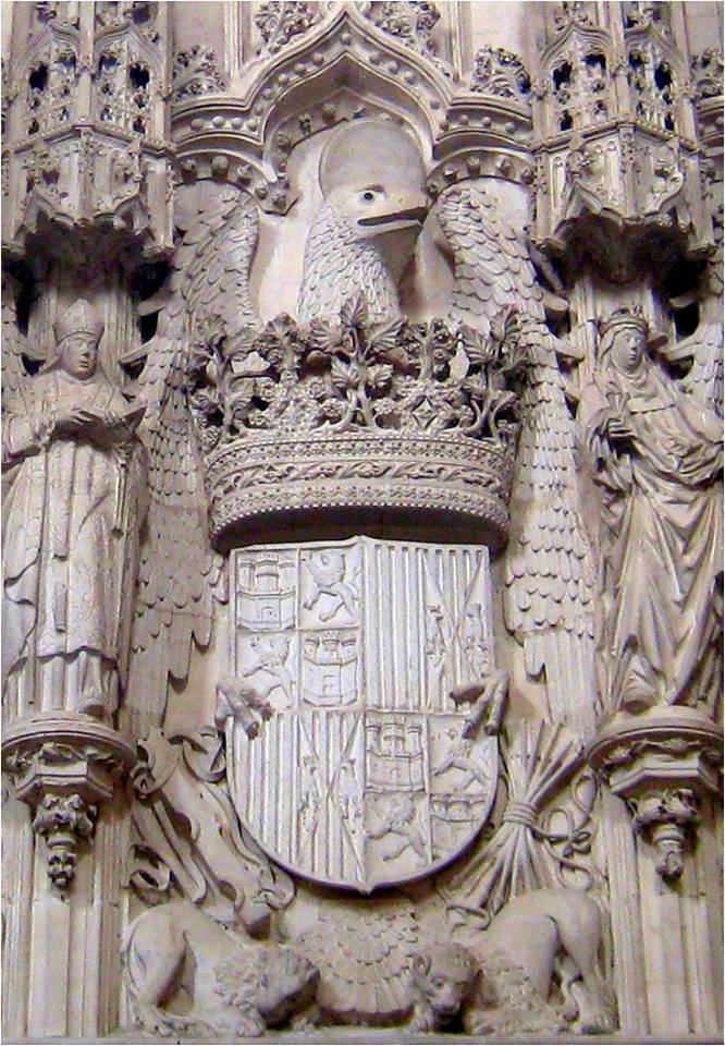 La primera labra heráldica de las armas de los Reyes Católicos se realizó, con toda probabilidad, en la iglesia de San Juan de los Reyes (Toledo), cuyo tenante es el águila de San Juan nimbada, divisa ya usada como princesa por Isabel.
