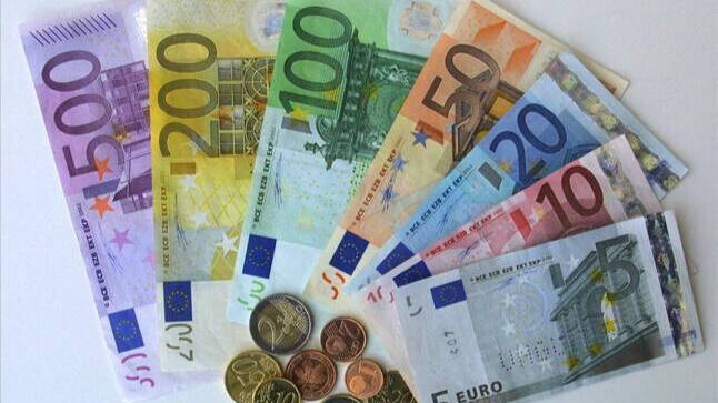 Iconografía de los billetes de la U.E. y fuerzas centrífugas